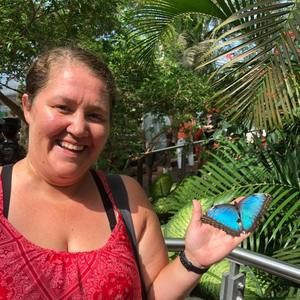 Meet your Posher, Shawna